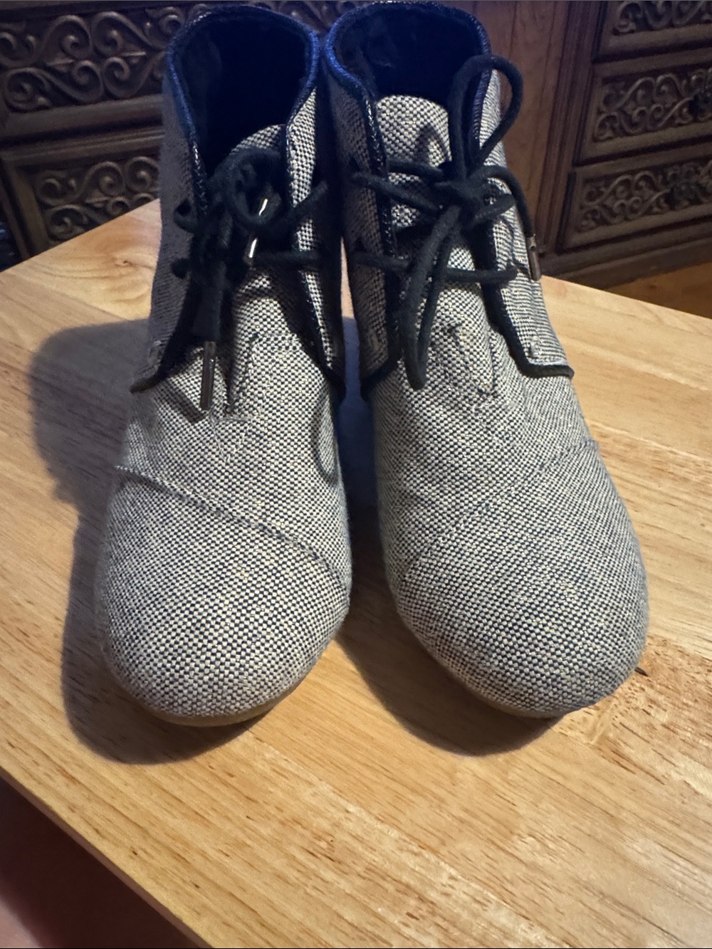 Women's Lace-Up Ankle Boots in Gray